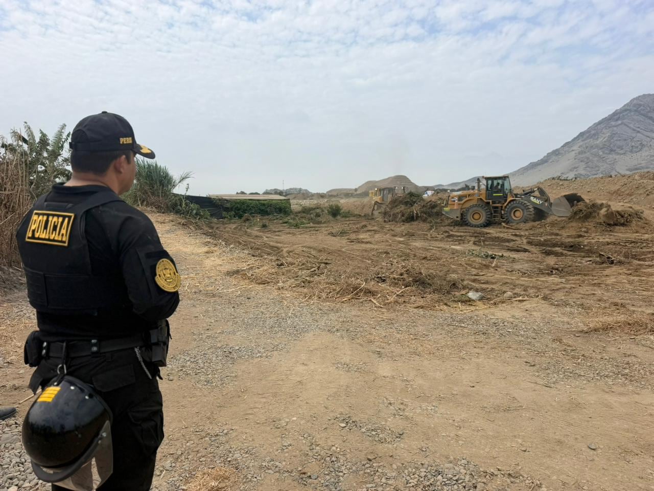 Trabajos protegerán a pobladores de huaicos.