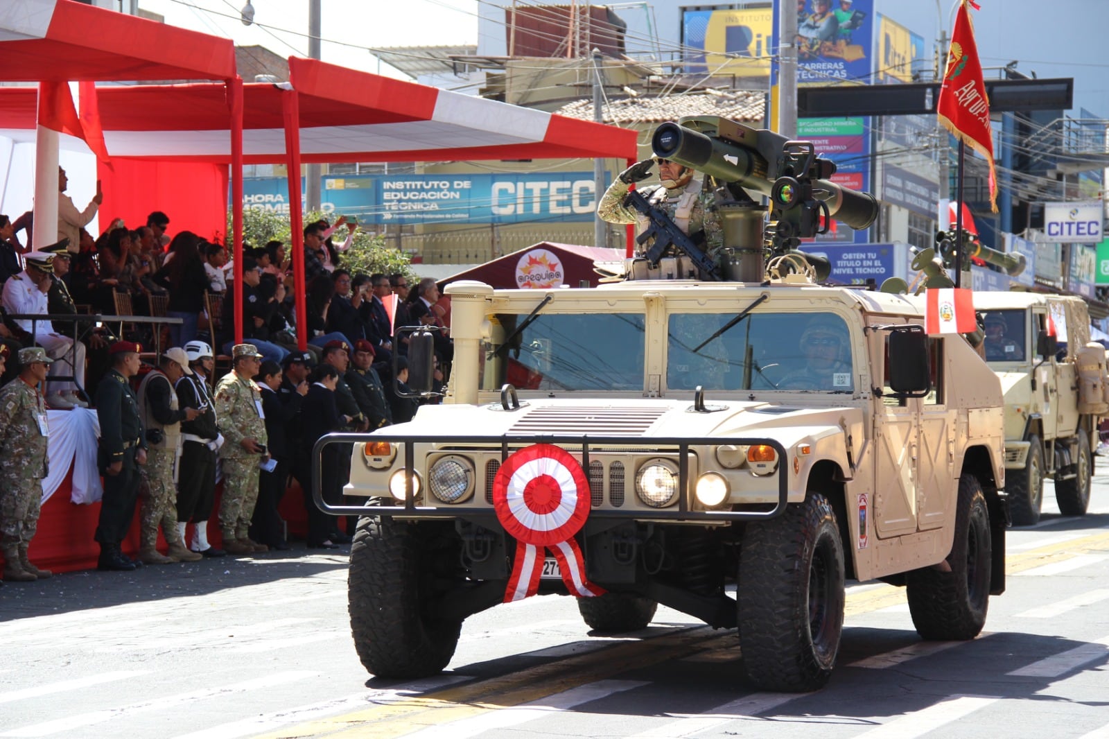 Gran Parada Cívico Militar en Arequipa por el 204.º Aniversario de la Independencia del Perú. Foto: GEC.