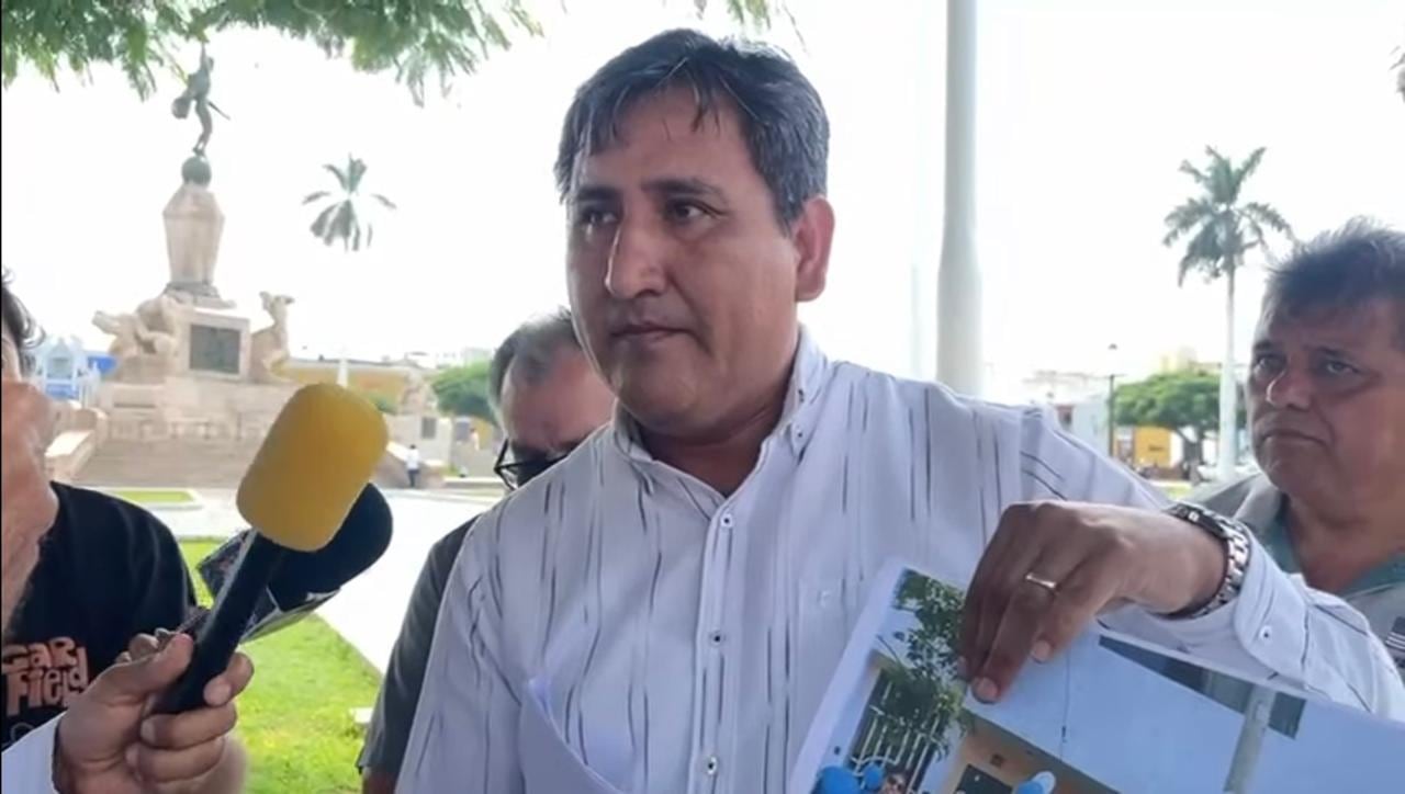 Secretario general del Sindicato de Trabajadores del Proyecto Especial Chavimochic, Francisco Quevedo, dijo que unos 70 colaboradores contratados por necesidad de servicio se dedicarían a apoyar la postulación de César Acuña, por lo que exigen la salida del gerente de esa entidad, Jhon Cabrera.