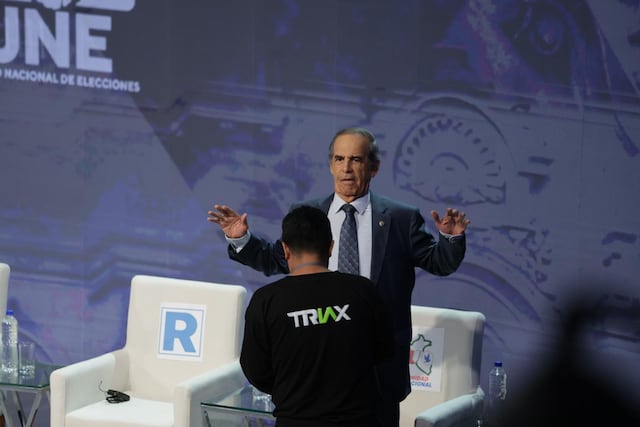 El lado B del quinto día de debate presidencial 2026 (Fotos: GEC)