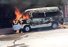 Arequipa: Combi se incendia en Majes y reportan cuantiosas pérdidas (VIDEO)