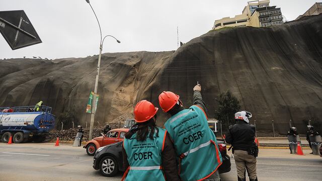 Costa Verde: Una grieta y humedad por cercanía al mar habrían causado derrumbe (FOTOS)