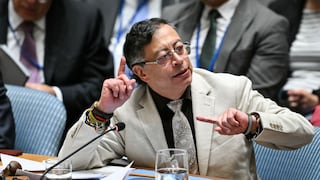 Comisión parlamentaria dispone suspensión temporal de Gustavo Petro mientras avanza investigación