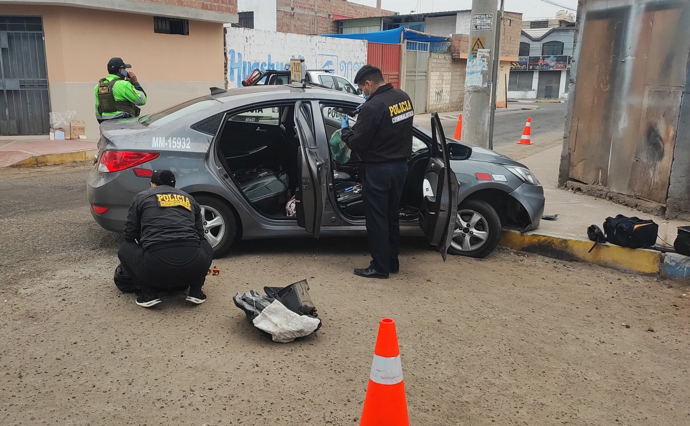 Automóvil utilizado por la banda delictiva se detuvo tras despistar en Albarracín