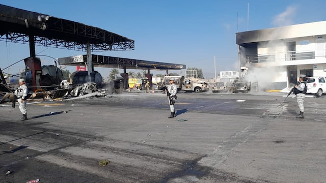Explosión de cisterna en gasolinera de México deja al menos dos muertos y varios heridos (VIDEO)