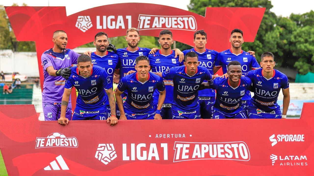 Con esta once saltó el tricolor al terreno de juego. (Foto: CAM)