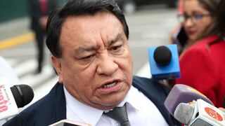 Poder Judicial evaluará hoy pedido de impedimento de salida del país por 18 meses contra José Luna Gálvez y su hijo