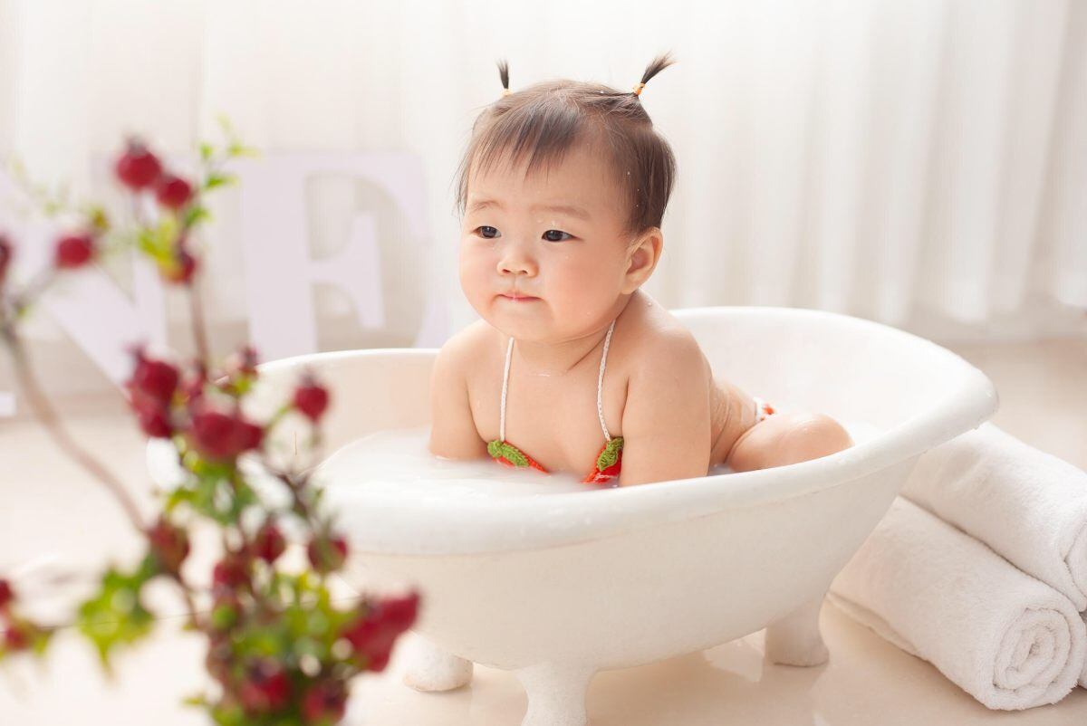 Los padres primerizos suelen temer la hora del baño, pero siguiendo estos consejos será totalmente seguro. (Foto: Pexels)