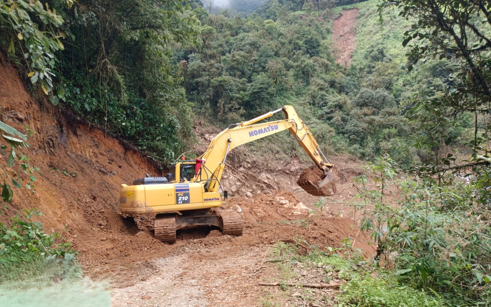 Trabajos en la sierra de Piura para recuperar la transitabilidad