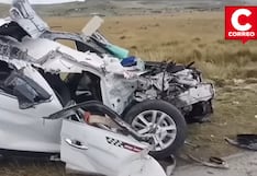 Pasco: Mujer muere y tres personas resultan heridas tras choque con tráiler varado