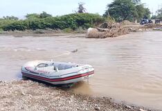 Lambayeque: Cruzan río Zaña en botes inflables tras caída de puente