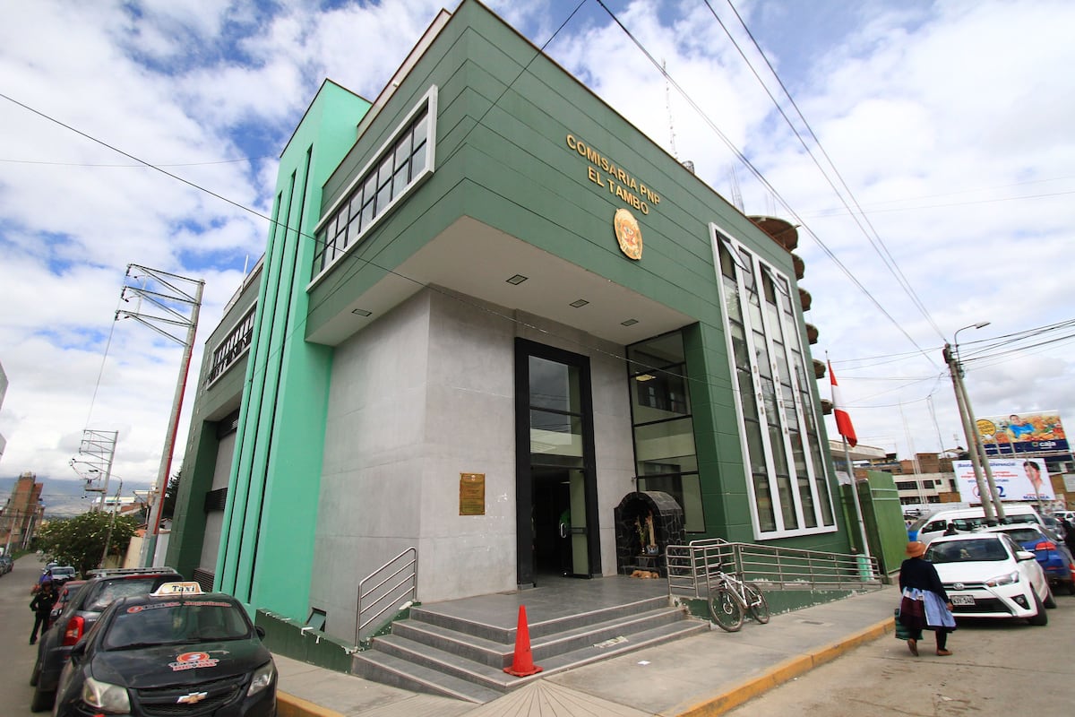 COMISARÍA DE EL TAMBO, HUANCAYO - FACHADA