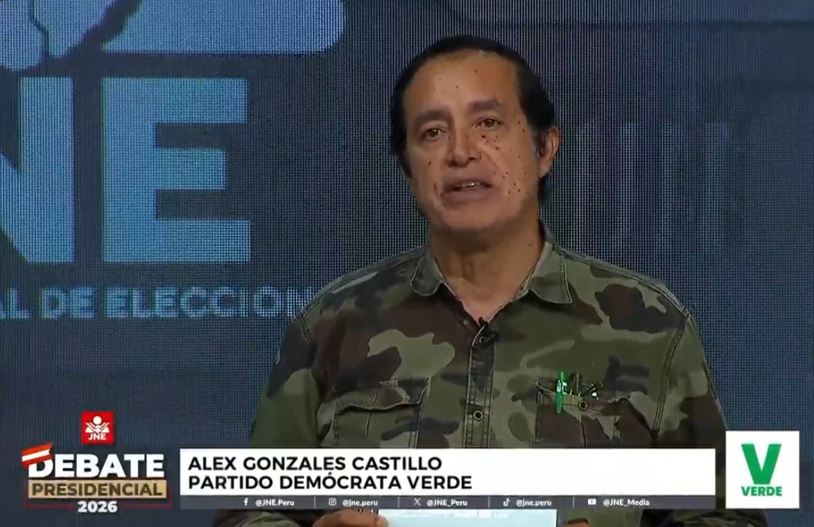 El candidato respondió una pregunta ciudadana sobre educación superior y señaló que su propuesta incluye mayor financiamiento y combate a la corrupción en universidades.