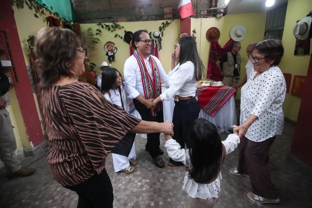 Roberto Sánchez: así fue el desayuno electoral junto a su familia en Huaral (Fotos: Jesús Saucedo/GEC)