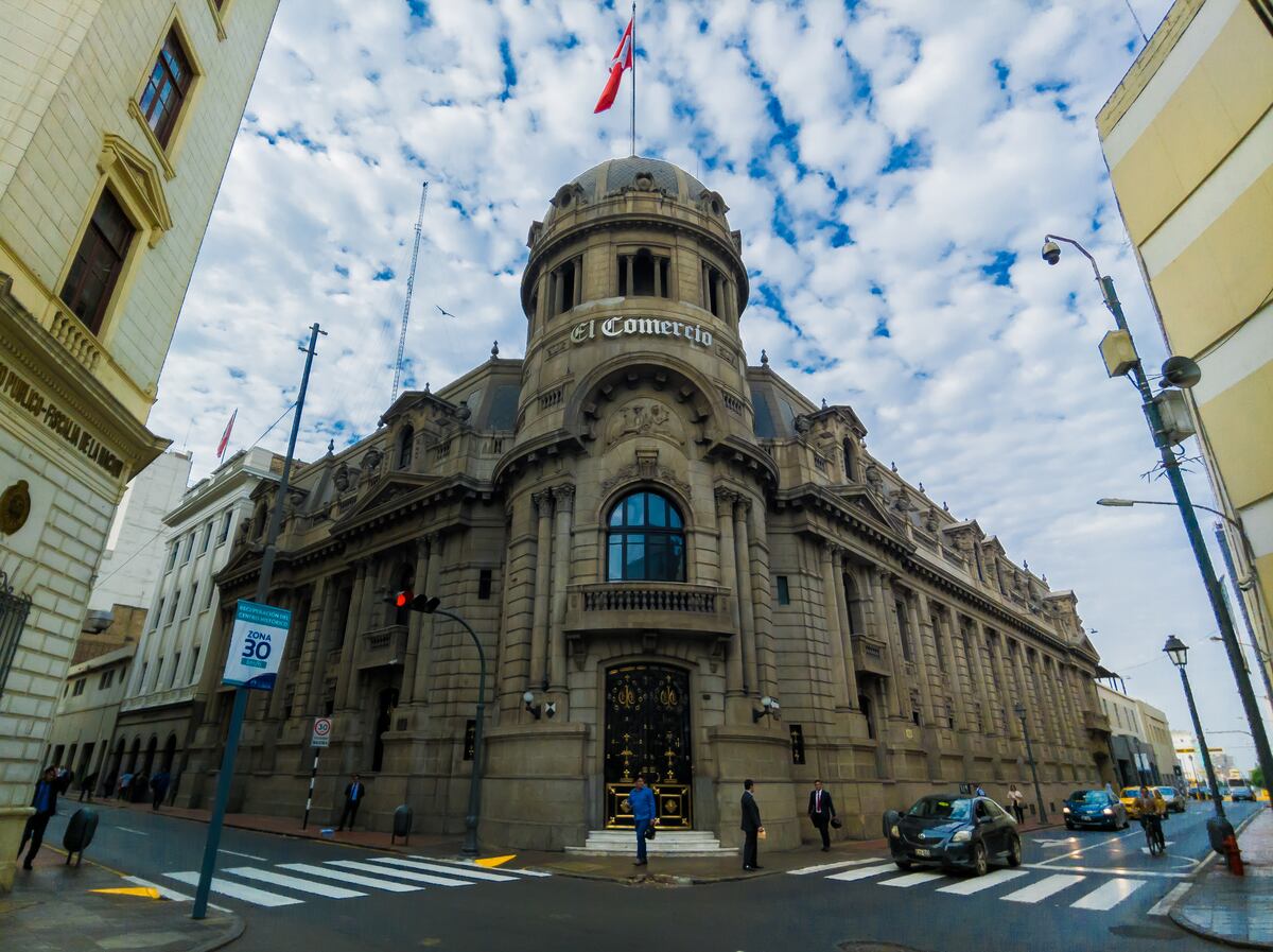 La junta de accionistas eligió a once integrantes, incluidos dos directores independientes, mientras se mantiene pendiente la designación de la presidencia.
