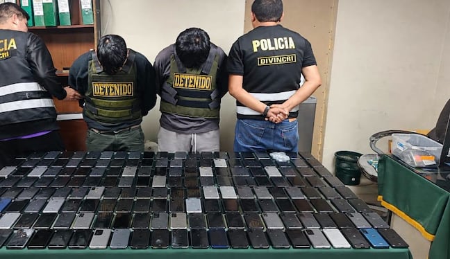 Integrantes de la presunta banda "Los magos de la muela", dedicada a la presunta receptación agravada en Arequipa. Foto: PNP.