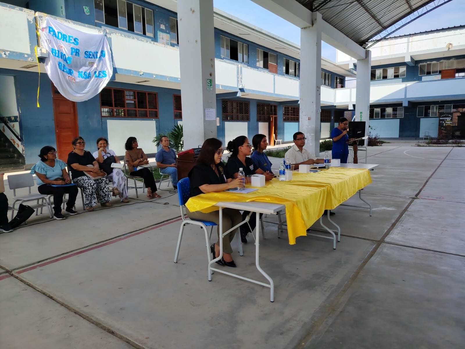 Piura: Padres de familia se capacitan en prevención de violencia e identificación de bullying
