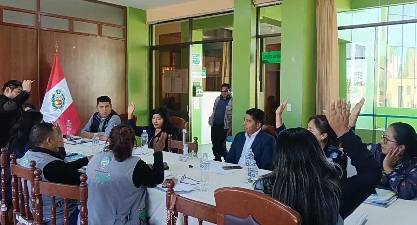 Aprueban licencia de la alcaldesa de Majes y otros regidores