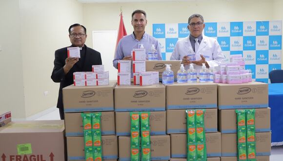 Donan medicina para los enfermos del dengue en Piura