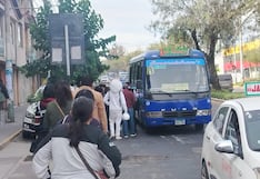 Algunos transportistas cobran S/1.50 mientras pasajeros rechazan la nueva tarifa de S/1.30