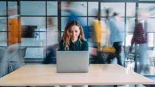 Burnout laboral en Perú: 5 claves para diferenciar lo urgente de lo importante