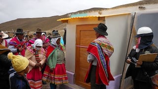 Foncodes entrega 47 viviendas térmicas en Arequipa 