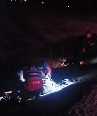 Personal médico del Samu confirmó el deceso del motociclista. (Foto: Difusión)