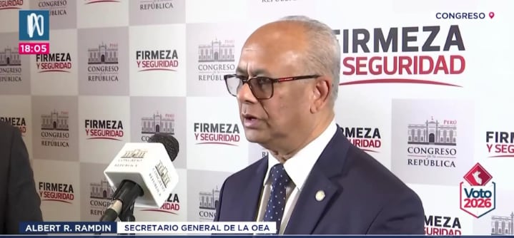 Albert Ramdin destacó la importancia del diálogo político y el rol de la observación internacional tras reunirse con el titular del Congreso.