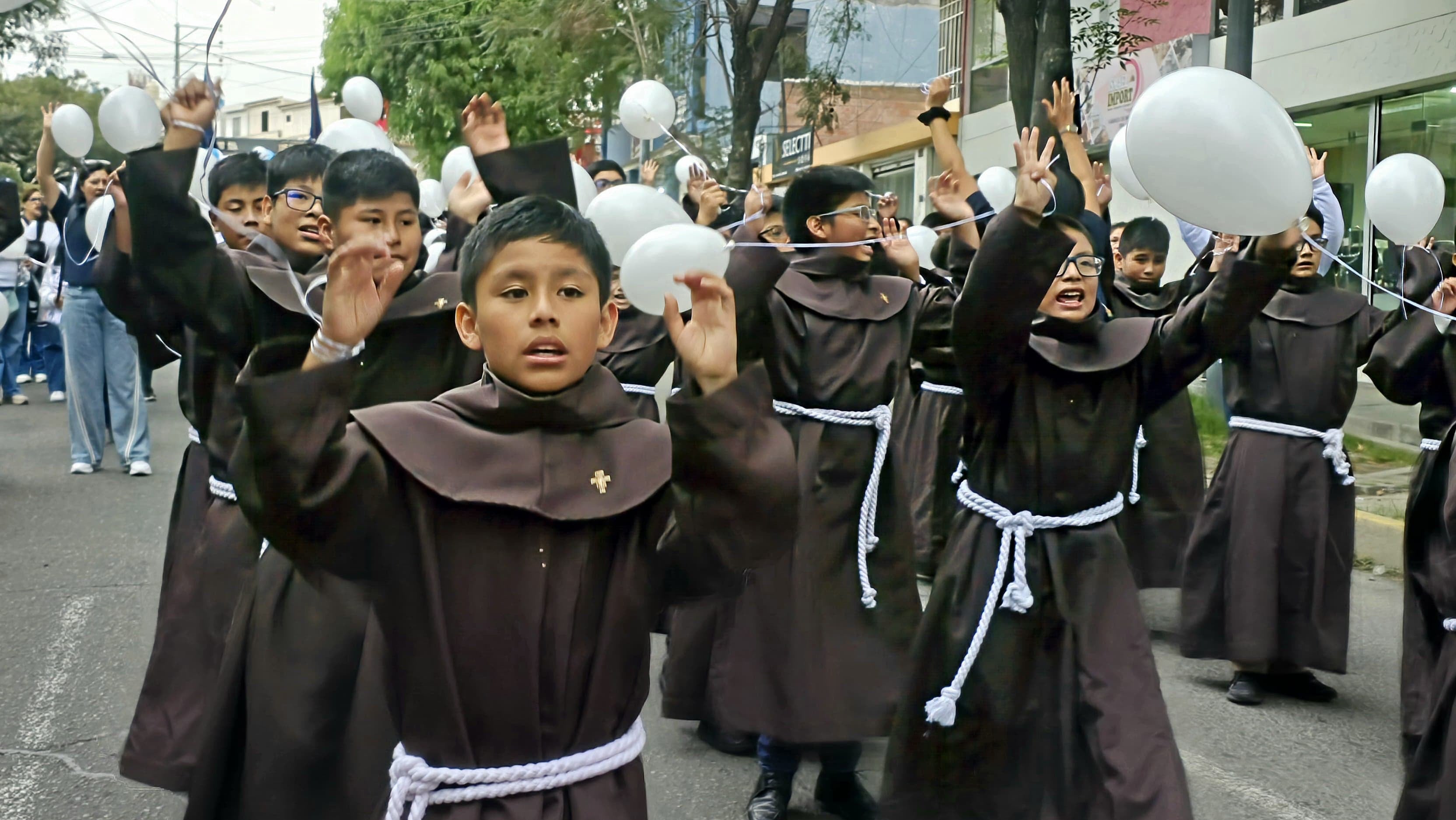 Corso por la Vida y la Familia en las calles de Arequipa. Foto: GEC.