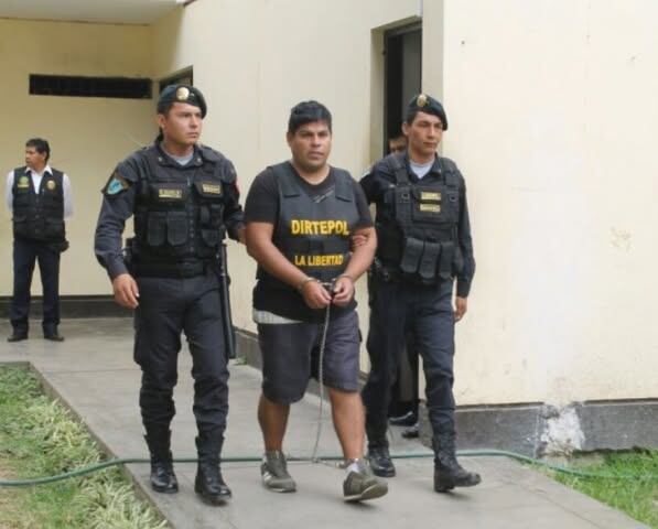 Bajo el engaño de falsos castings, los implicados obtenían fotografías íntimas de las jóvenes, a quienes ofrecían regalos o dinero. Posteriormente, las convencían para asistir a supuestas audiciones, donde eran entregadas a terceros para encuentros sexuales.