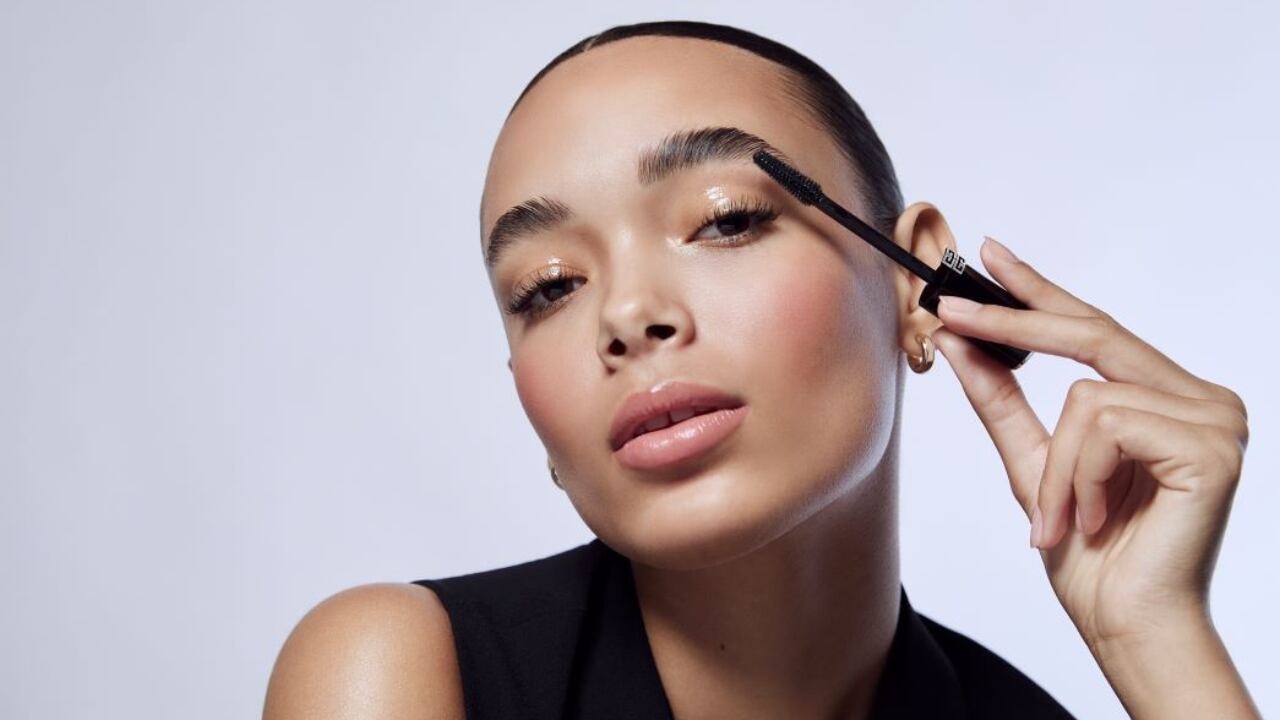 Las tendencias se enfocan en productos que no solo realzan los rasgos faciales, sino que también promueven el cuidado integral,