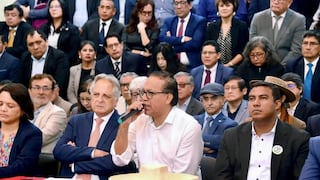 Sánchez y otros siete miembros de su entorno se “convierten”