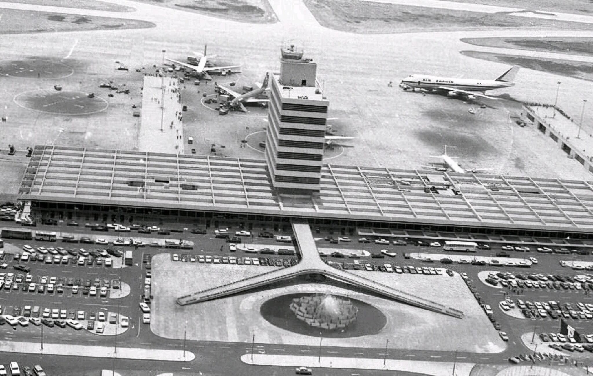 Vista aérea del Aeropuerto Internacional Jorge Chávez tomada el 28 de enero de 1975. Foto: Facebook de Somos Historia Perú