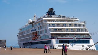 Pisco: Paracas deslumbró con arribo simultáneo de dos cruceros internacionales