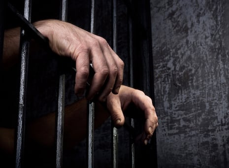 Cadena perpetua para sexagenario que abusó de una menor de 10 años en Villa Virgen