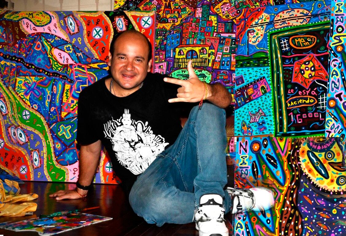 Artista plástico piurano presenta sus obras en la Alianza Francesa.