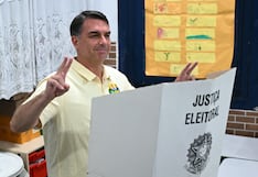 Flávio Bolsonaro lidera conteo en Brasil con ventaja sobre Lula en primera vuelta