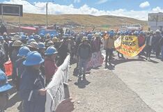 Mineros cierran carreteras en tres regiones: protestan por límites al Reinfo