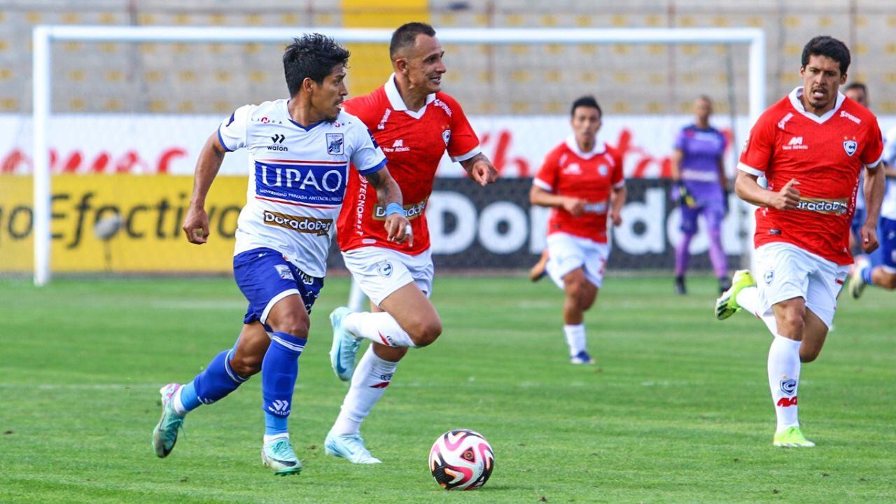 El experimentado mediocampista espera guiar al cuadro trujillano al retorno a la Liga 1. (Foto: CAM)