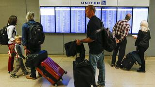 Chicago: Cancelan más de 600 vuelos en aeropuertos tras incendio