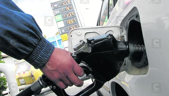 Estos son los precios de combustibles en grifos de Arequipa. (Foto: GEC)
