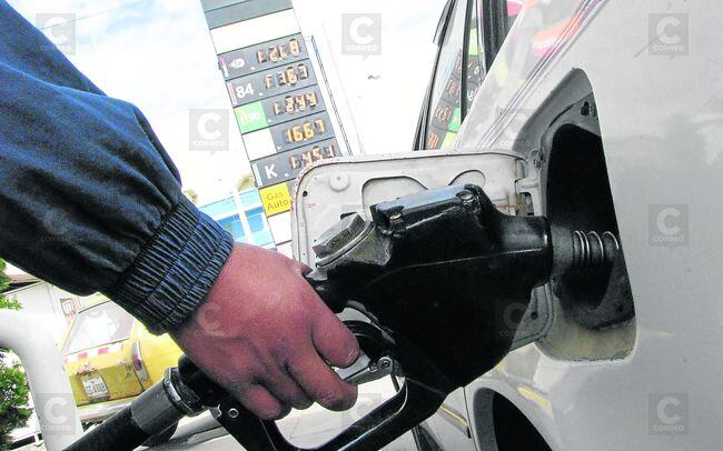 Estos son los precios de combustibles en grifos de Arequipa. (Foto: GEC)