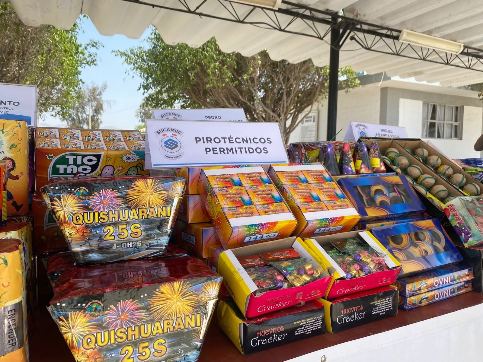 Feria de pirotécnicos en Piura