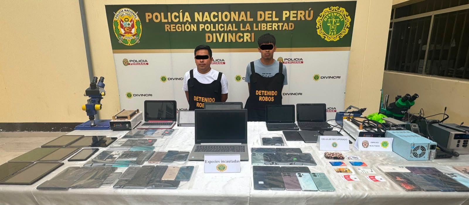 Durante la diligencia se intervino a los alias “Chiquillo Manuel”, y “Carloncho”. Además, se incautaron 75 celulares robados.