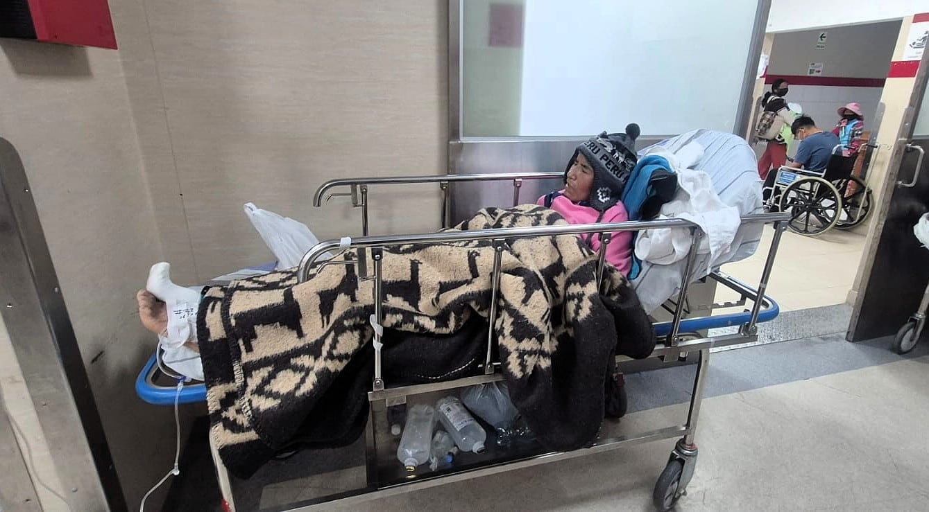 Mujer con discapacidad intelectual permanece en el abandono en el hospital Honorio Delgado Espinoza de Arequipa. (Foto: Pedro Torres/@photo.gec)