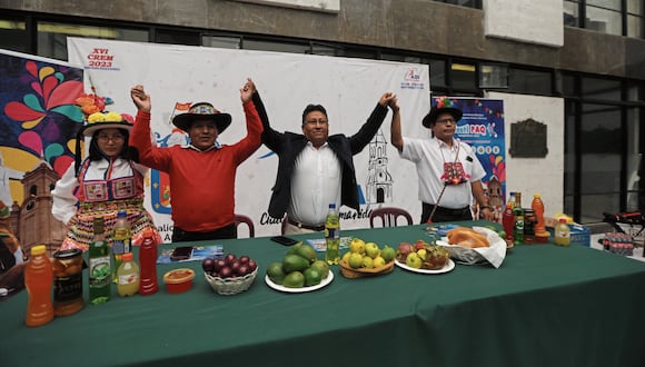 Llegaron a la plaza de armas de Arequipa para presentar productos y atraer turismo arequipeño (Foto: GEC)