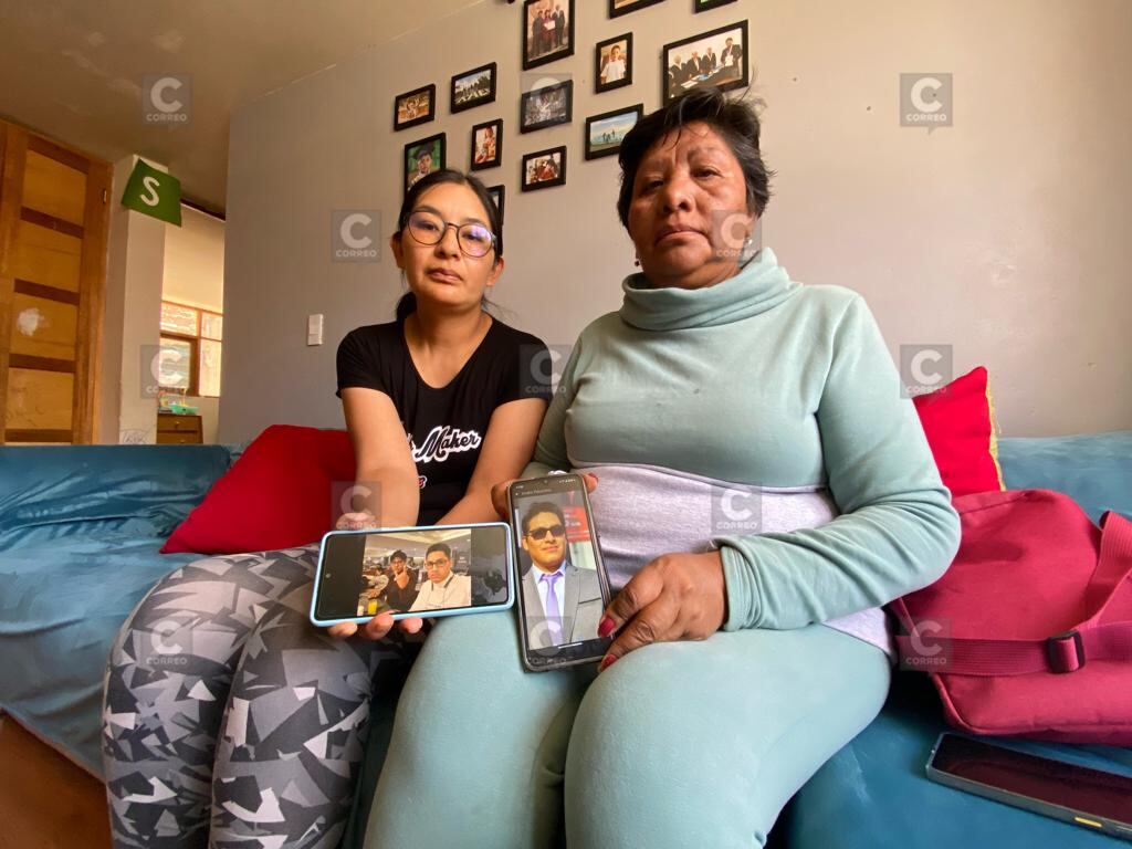 Las horas pasan y no se sabe nada de los hermanos, se pide más apoyo. (Foto: Juan Guillermo Mamani)