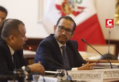 Minsa reorganiza el PRONIS para acelerar hospitales y cerrar brecha de internet