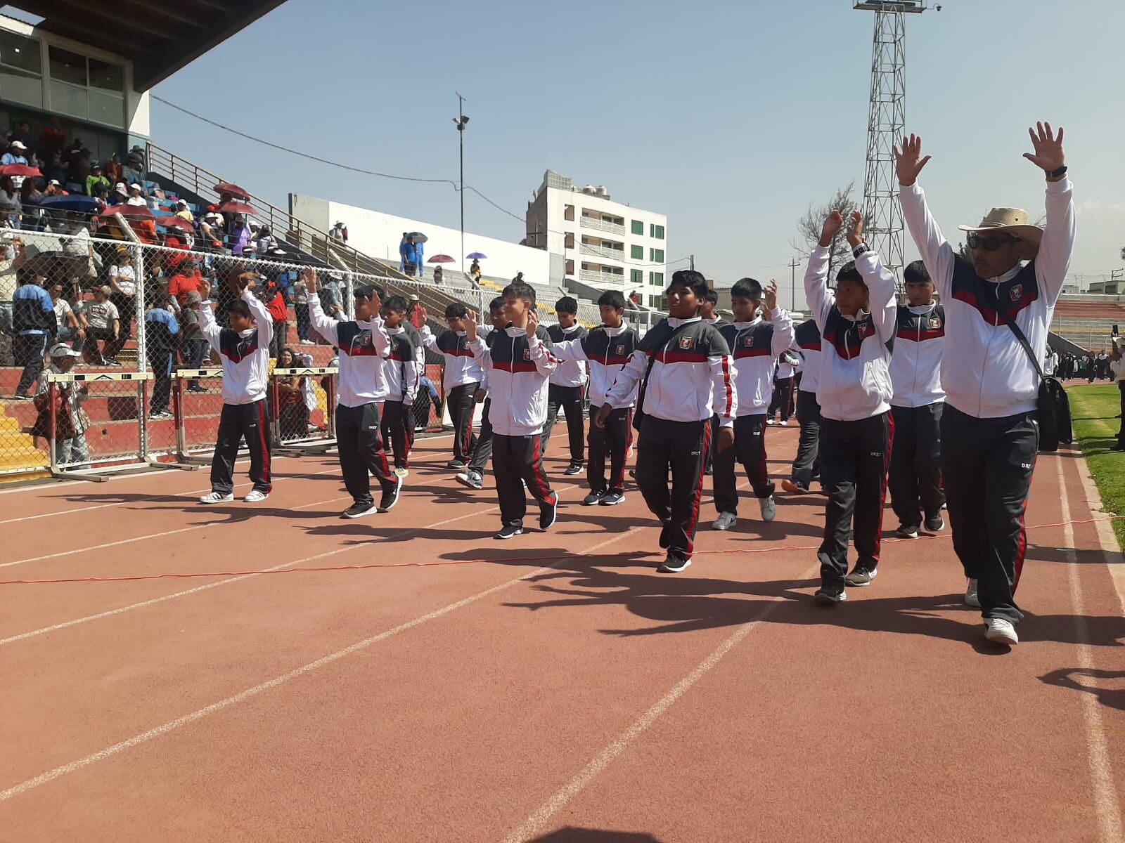 Escolares se presentaron en el estadio Melgar de Arequipa. (Foto: GEC)