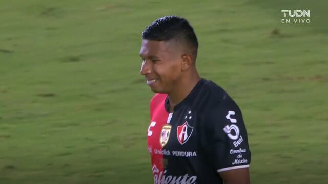 Penal fallado por Edison Flores en su debut con Atlas: perdió la final ante Cruz Azul (VIDEO)